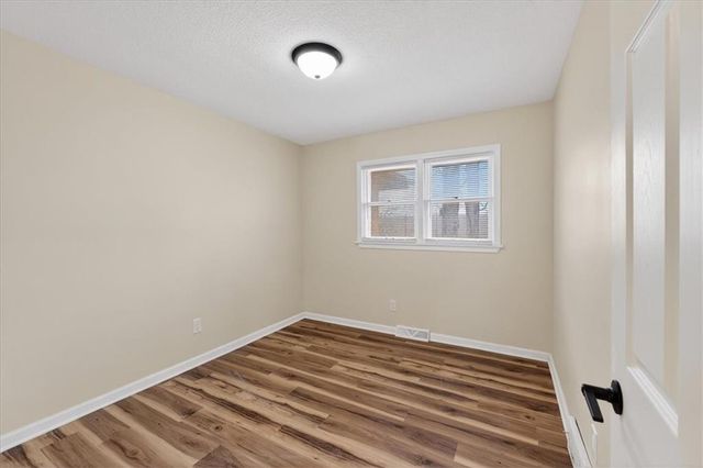 13505 E Kentucky Road, Independence, MO 64050