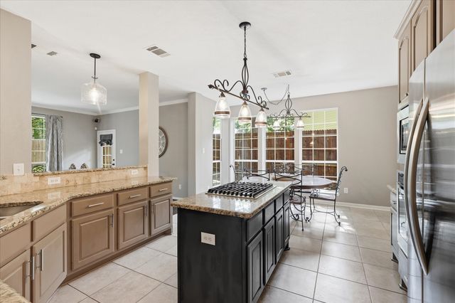 805 Highland Lakes Court, Keller, TX 76248