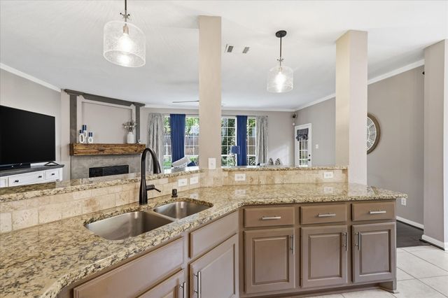 805 Highland Lakes Court, Keller, TX 76248