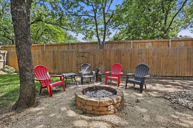 805 Highland Lakes Court, Keller, TX 76248