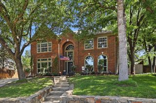 805 Highland Lakes Court, Keller, TX 76248