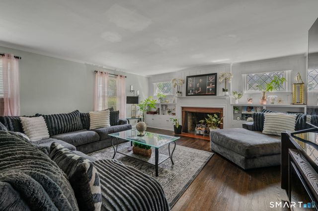 185 Lydale Place, Meriden, CT 06450