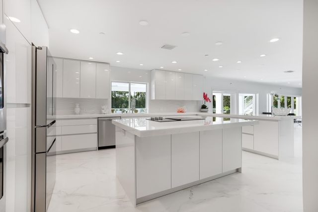 16343 SIMS Road, Delray Beach, FL 33484