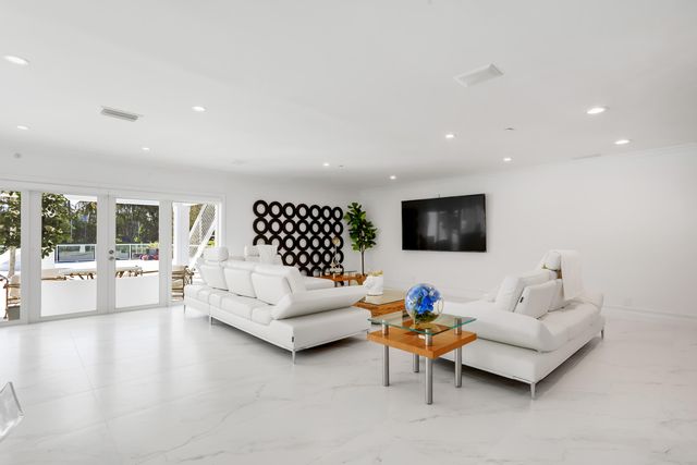 16343 SIMS Road, Delray Beach, FL 33484