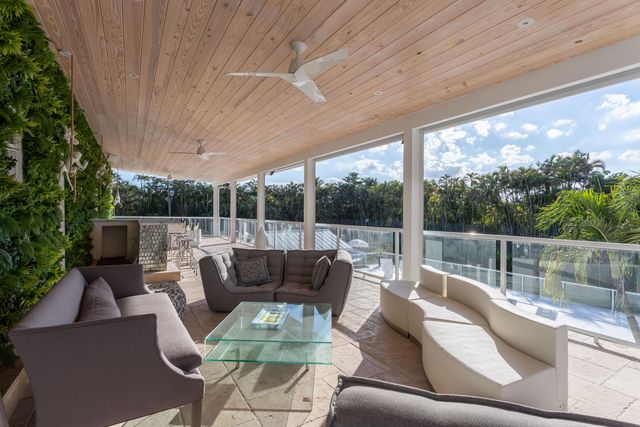 16343 SIMS Road, Delray Beach, FL 33484