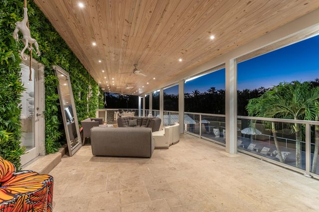 16343 SIMS Road, Delray Beach, FL 33484