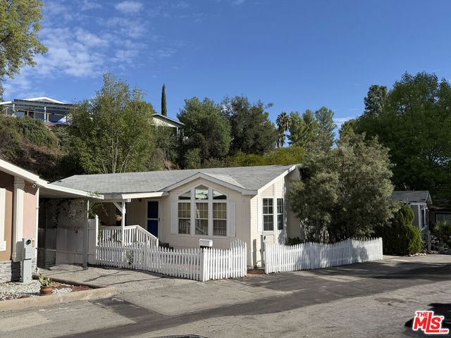 4201 Topanga Canyon Boulevard 28, Woodland Hills, CA 91364