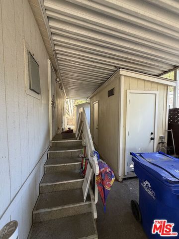 4201 Topanga Canyon Boulevard 28, Woodland Hills, CA 91364