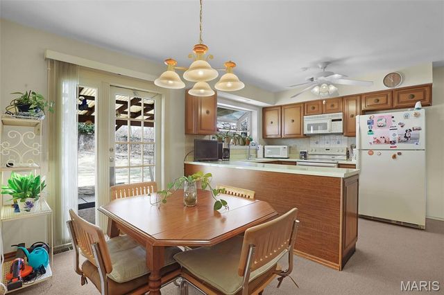 12363 Merrick Drive, St Louis, MO 63146