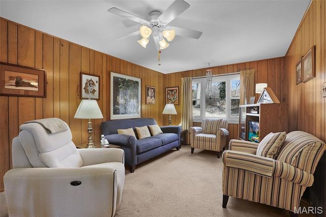 12363 Merrick Drive, St Louis, MO 63146