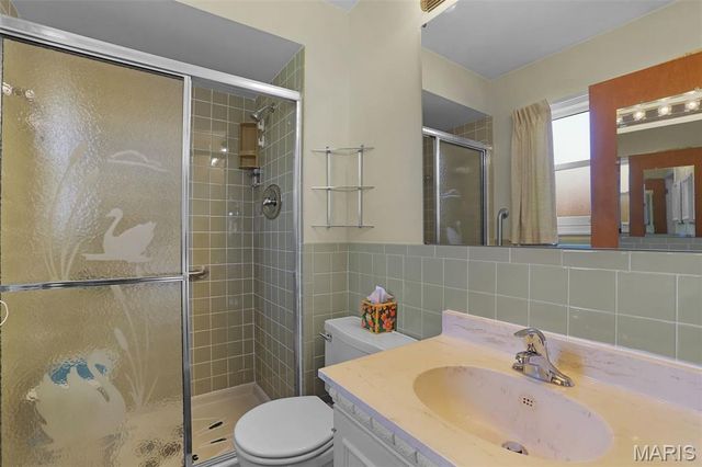 12363 Merrick Drive, St Louis, MO 63146