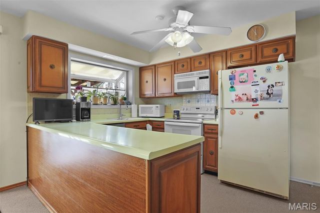 12363 Merrick Drive, St Louis, MO 63146