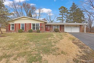 12363 Merrick Drive, St Louis, MO 63146