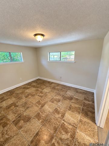 933 Trudeau Drive, Metairie, LA 70003