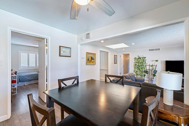 872 E Spruce Avenue, Fresno, CA 93720