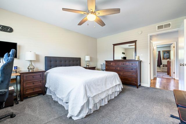 872 E Spruce Avenue, Fresno, CA 93720