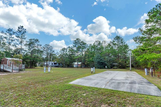 416 Woodlands Boulevard, Defuniak Springs, FL 32433