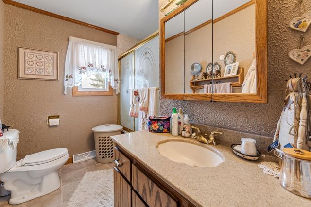 244 Edgeview Drive, Rollingstone, MN 55969