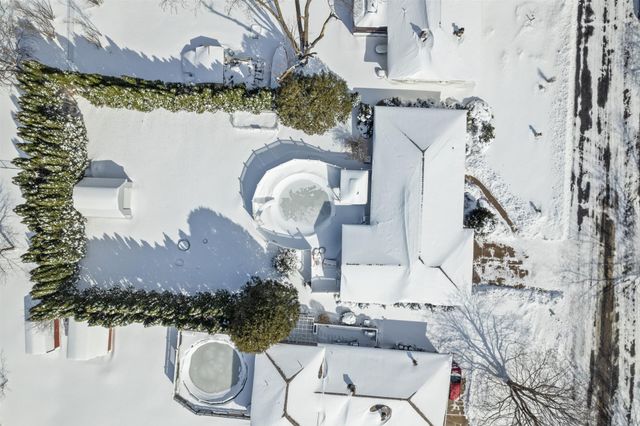 244 Edgeview Drive, Rollingstone, MN 55969