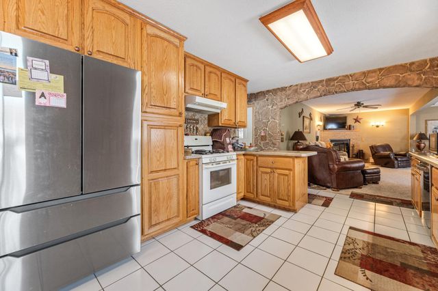 244 Edgeview Drive, Rollingstone, MN 55969