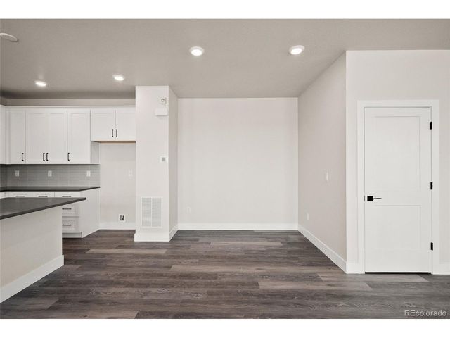 8741 Whiteclover St, Littleton, CO 80125