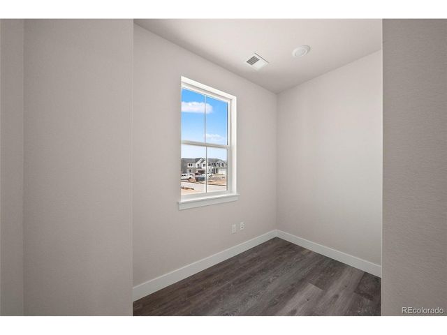 8741 Whiteclover St, Littleton, CO 80125