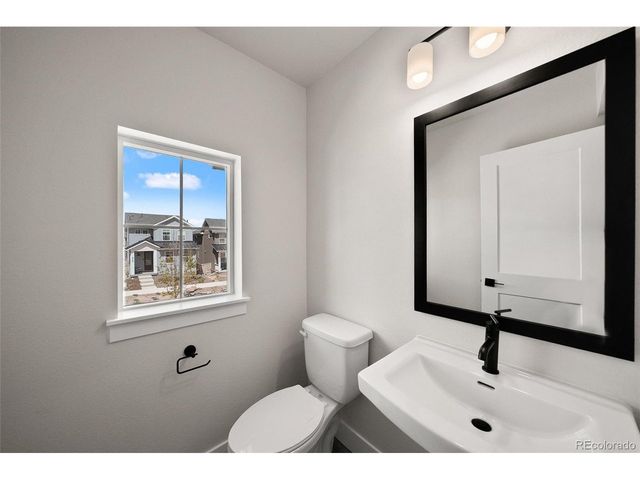 8741 Whiteclover St, Littleton, CO 80125