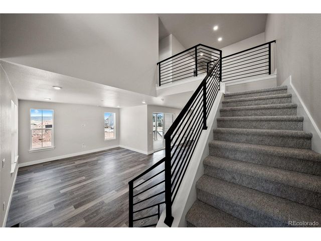 8741 Whiteclover St, Littleton, CO 80125