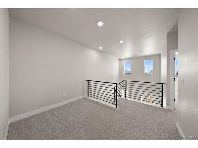 8741 Whiteclover St, Littleton, CO 80125