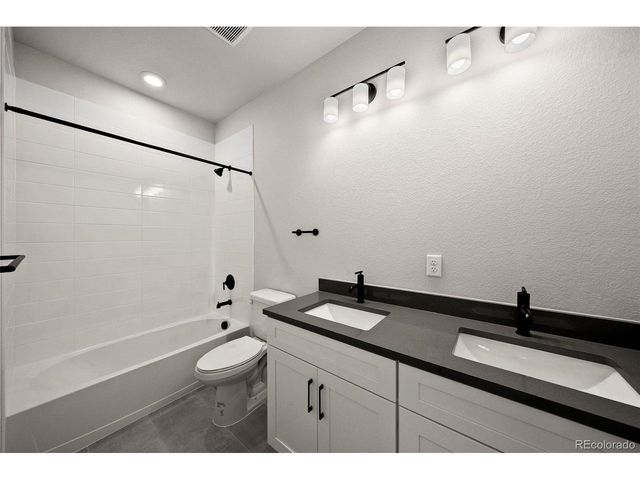 8741 Whiteclover St, Littleton, CO 80125
