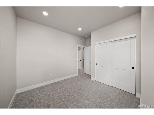 8741 Whiteclover St, Littleton, CO 80125