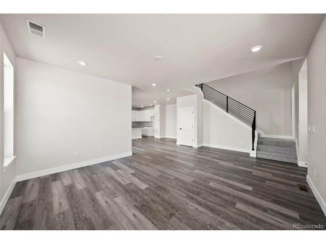 8741 Whiteclover St, Littleton, CO 80125