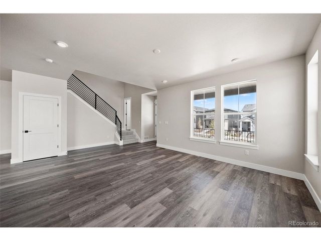 8741 Whiteclover St, Littleton, CO 80125