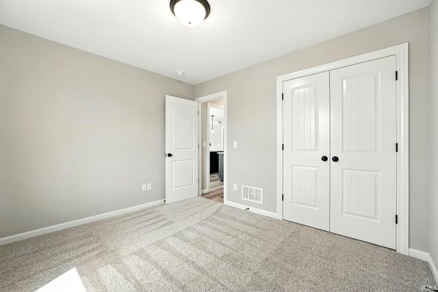 17155 Carrollton Court, Huntertown, IN 46748