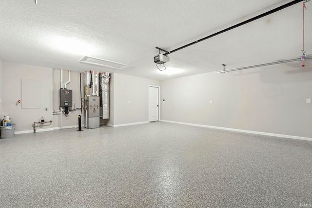 17155 Carrollton Court, Huntertown, IN 46748