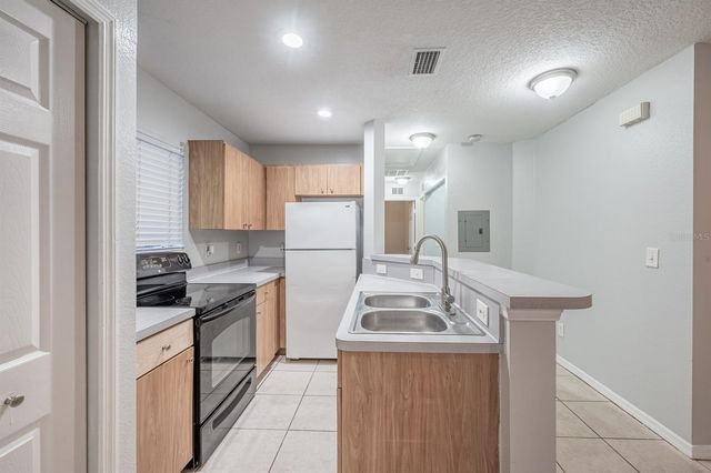 2421 E 17TH AVENUE, Tampa, FL 33605