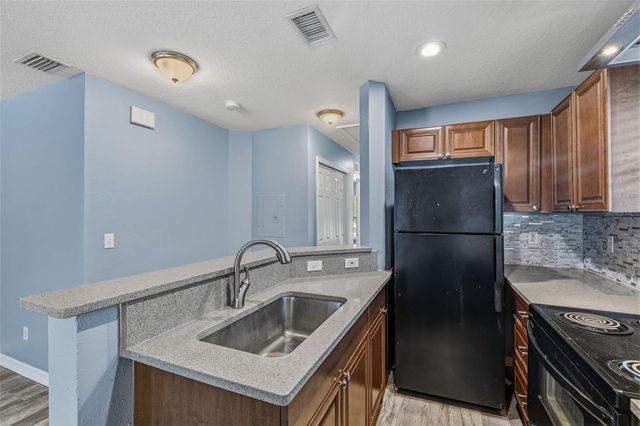 2421 E 17TH AVENUE, Tampa, FL 33605