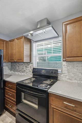 2421 E 17TH AVENUE, Tampa, FL 33605