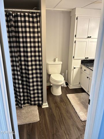 1833 Presswood Road -, Johnson City, TN 37604