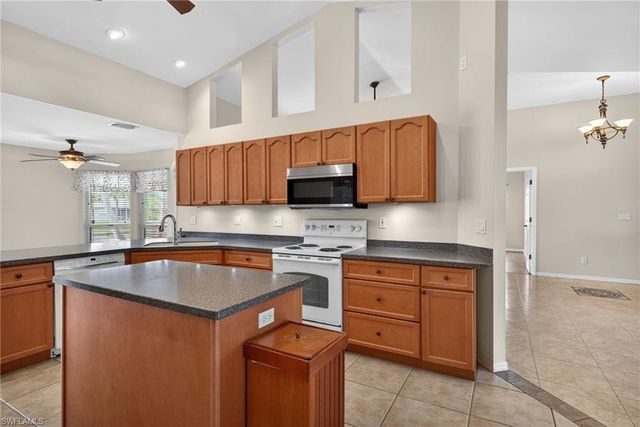 1206 SW 1st PL, Cape Coral, FL 33991