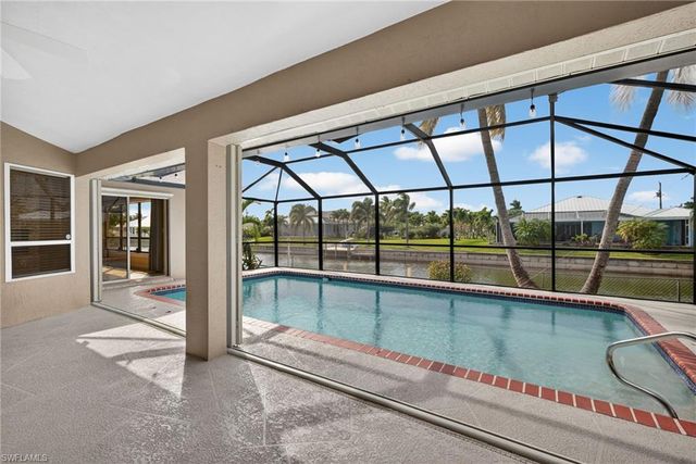 1206 SW 1st PL, Cape Coral, FL 33991