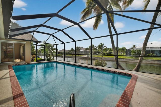 1206 SW 1st PL, Cape Coral, FL 33991