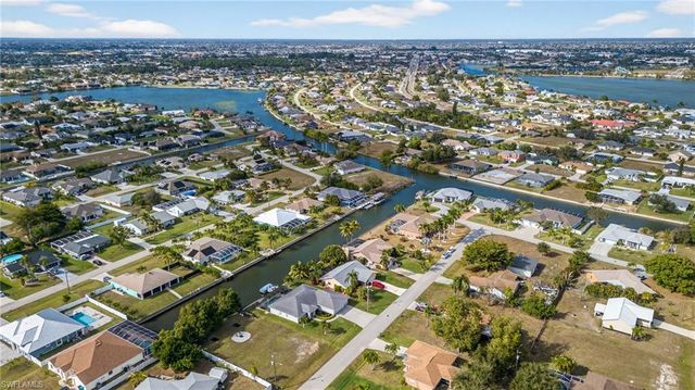 1206 SW 1st PL, Cape Coral, FL 33991