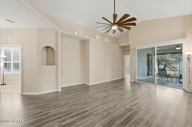 5 Royale Lane, Palm Coast, FL 32164