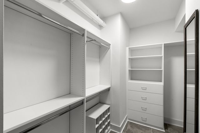 700 Church St Apt 305, Nashville, TN 37203