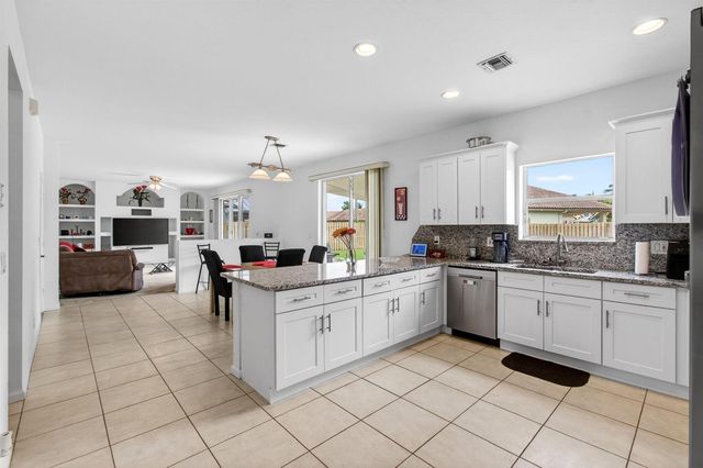 6305 Blue Bay Circle, Lake Worth, FL 33467