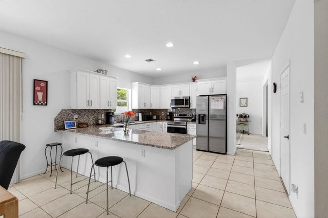 6305 Blue Bay Circle, Lake Worth, FL 33467