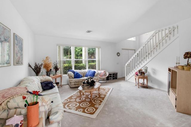 6305 Blue Bay Circle, Lake Worth, FL 33467