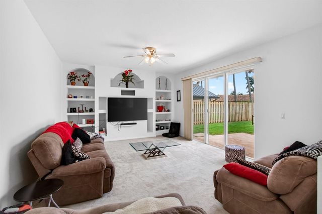 6305 Blue Bay Circle, Lake Worth, FL 33467