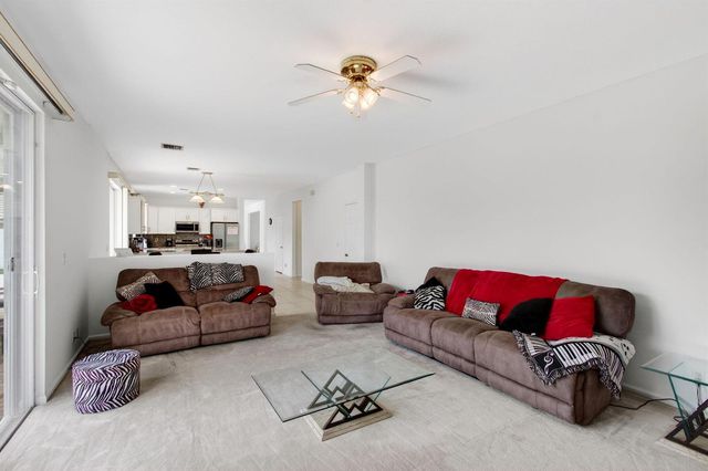 6305 Blue Bay Circle, Lake Worth, FL 33467